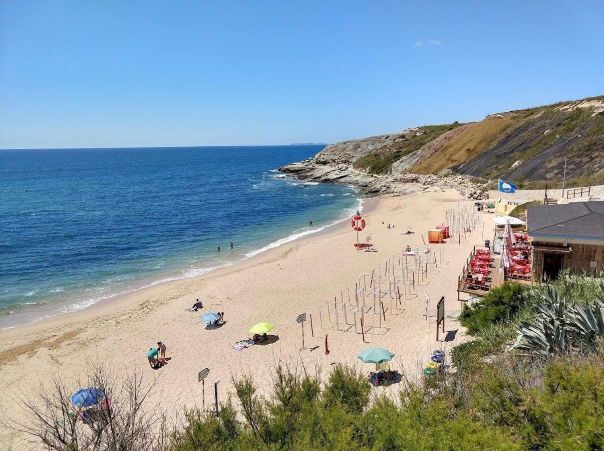 Peniche Master Bedroom With Sea View Balcony, Private Bathroom, Shared Kitchen, Swimming Pool, Surfing Resort Atouguia Da Baleia Buitenkant foto